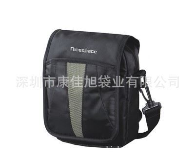 深圳工厂直供 尼龙休闲单肩包，出行必备的多功能选择